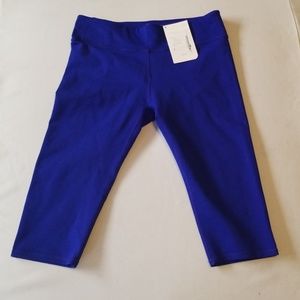 Knee length athletic pants